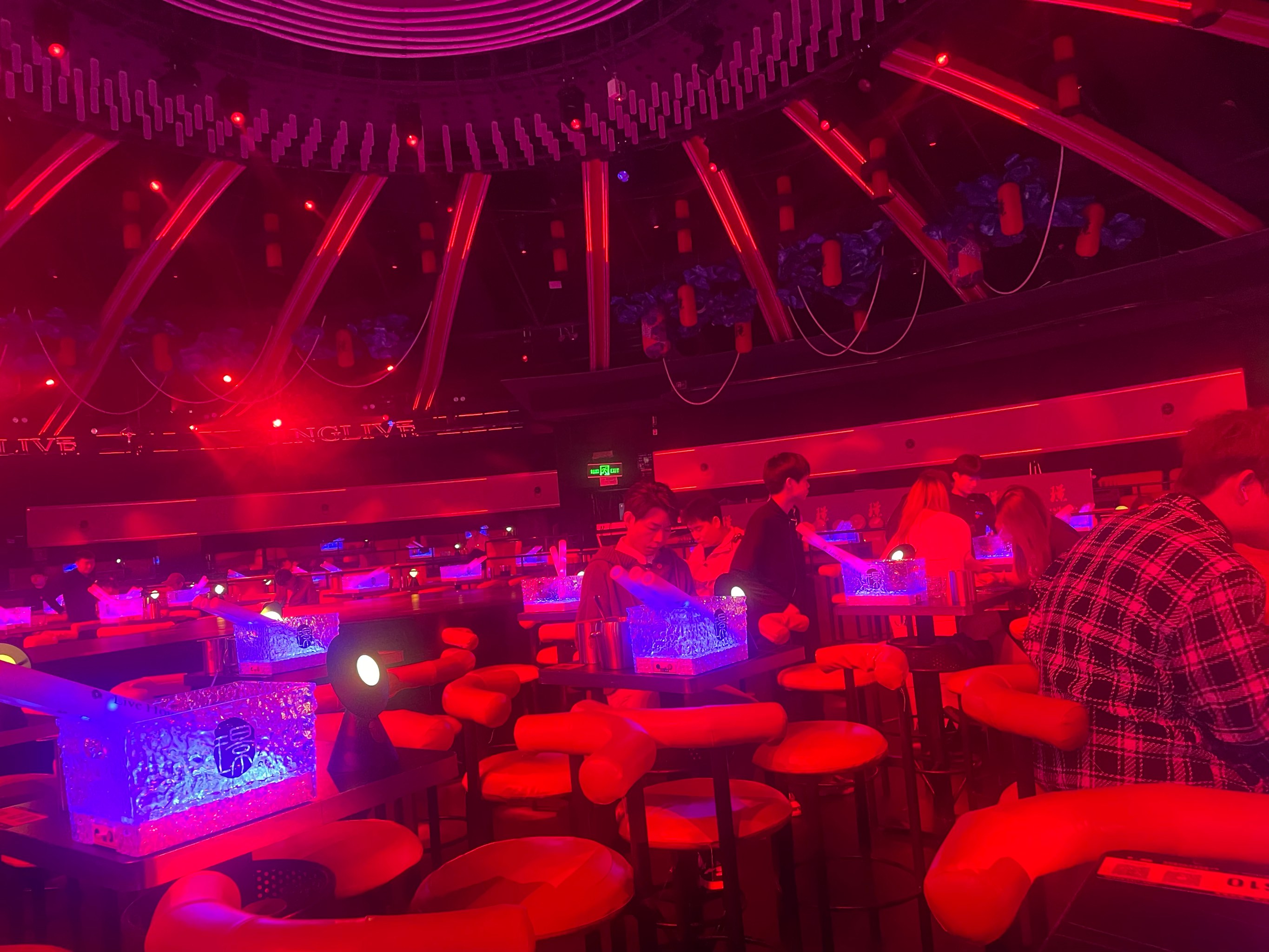 武汉商务ktv揭秘商务ktv新玩法-蔡甸区ktv预定